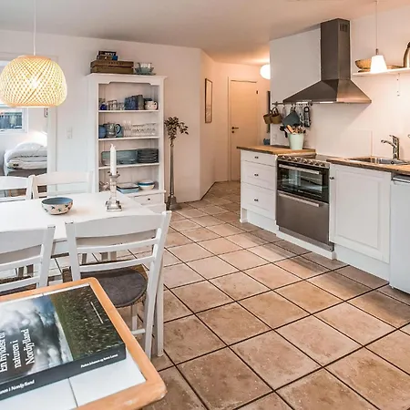Dom wakacyjny Beautiful In With Kitchen Skagen