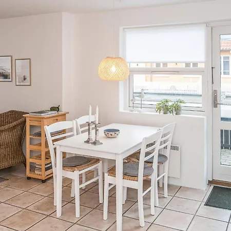 Beautiful In With Kitchen